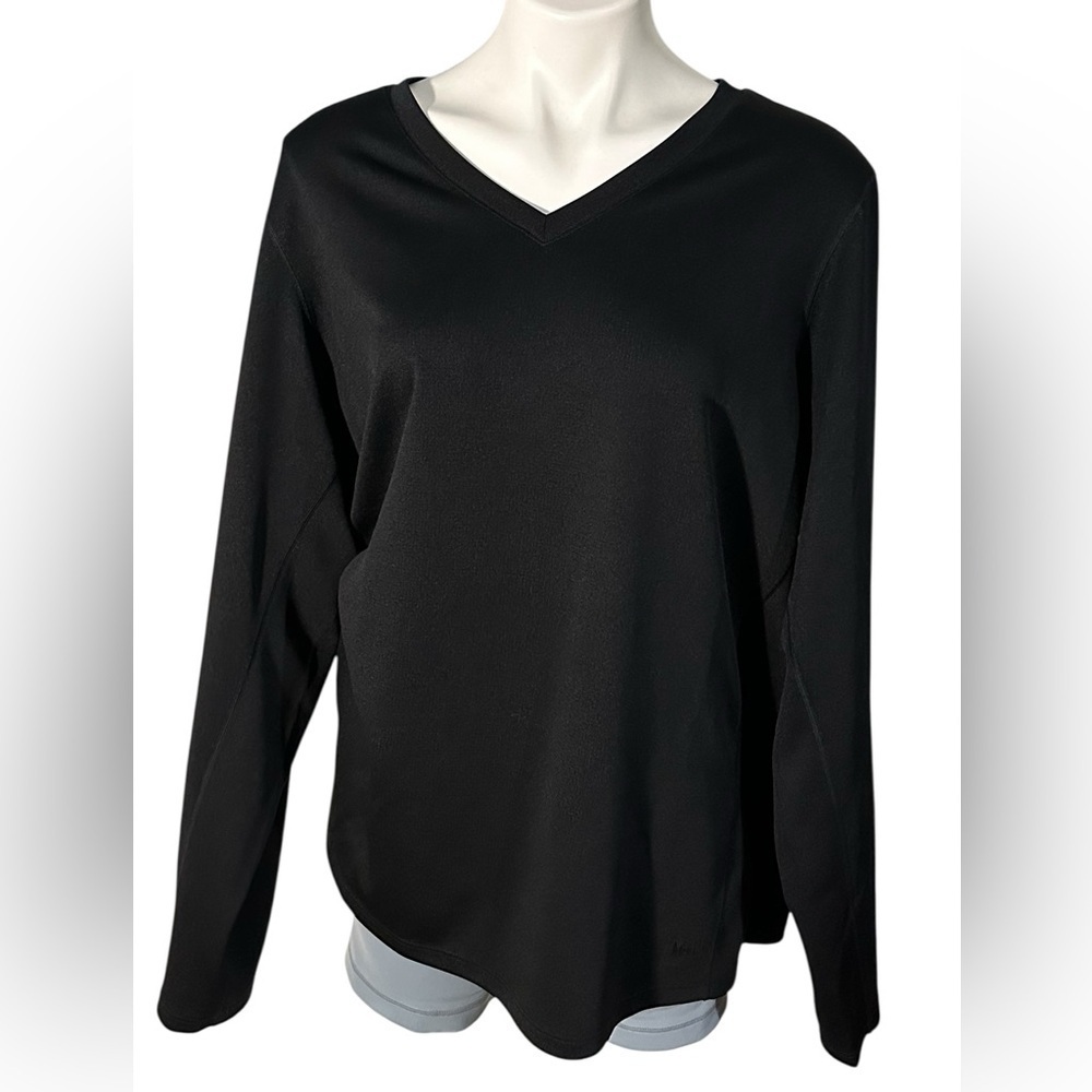 REI Black Women's long sleeve pullover. Size 3X,